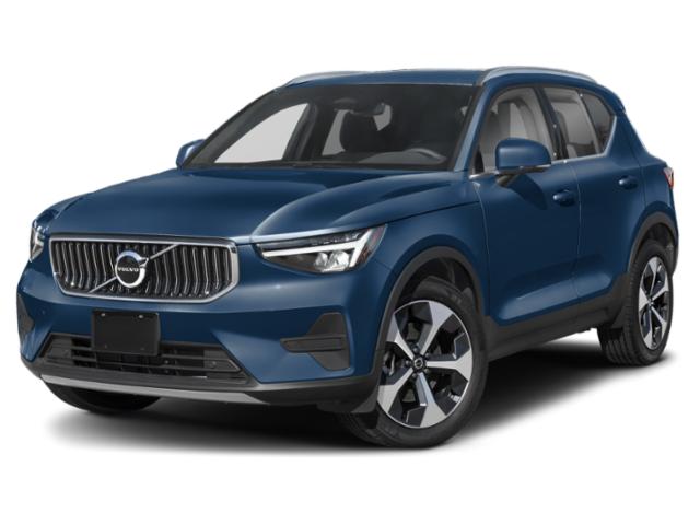 Volvo XC40 B5 AWD Core Dark Theme Lease